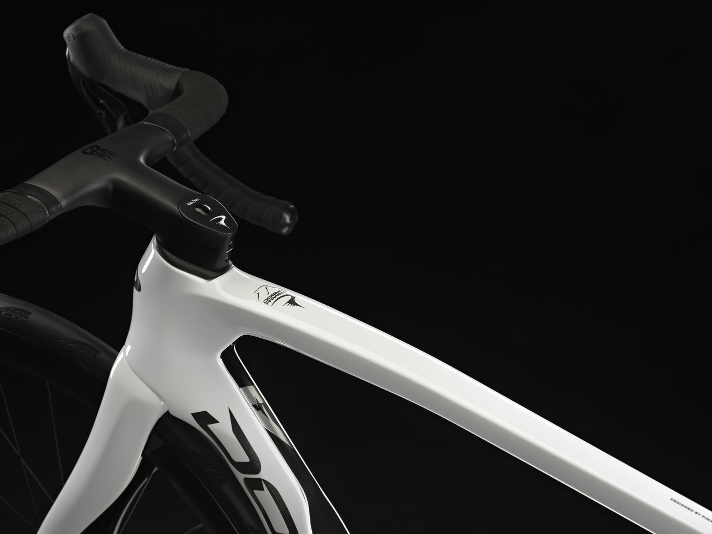26 DOGMA F Crystal White SRAM RED E1