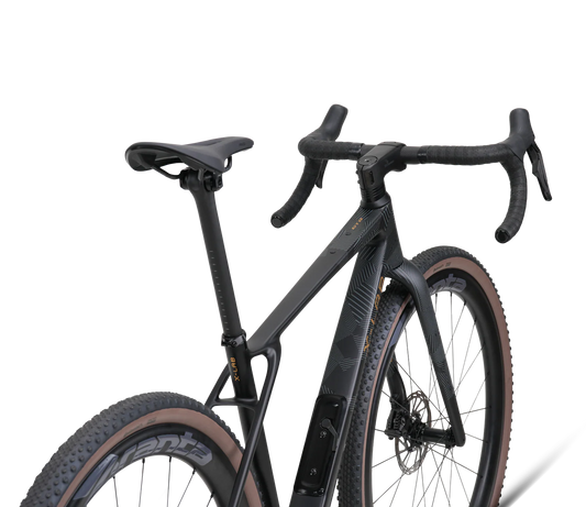 X-LAB GT8 CARBON GRAVEL (PRE-ORDER) 06/2026