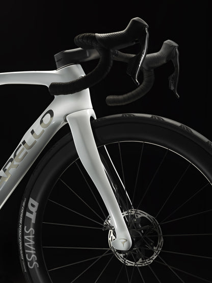 26 DOGMA F Frame Kit Edge Crystal White