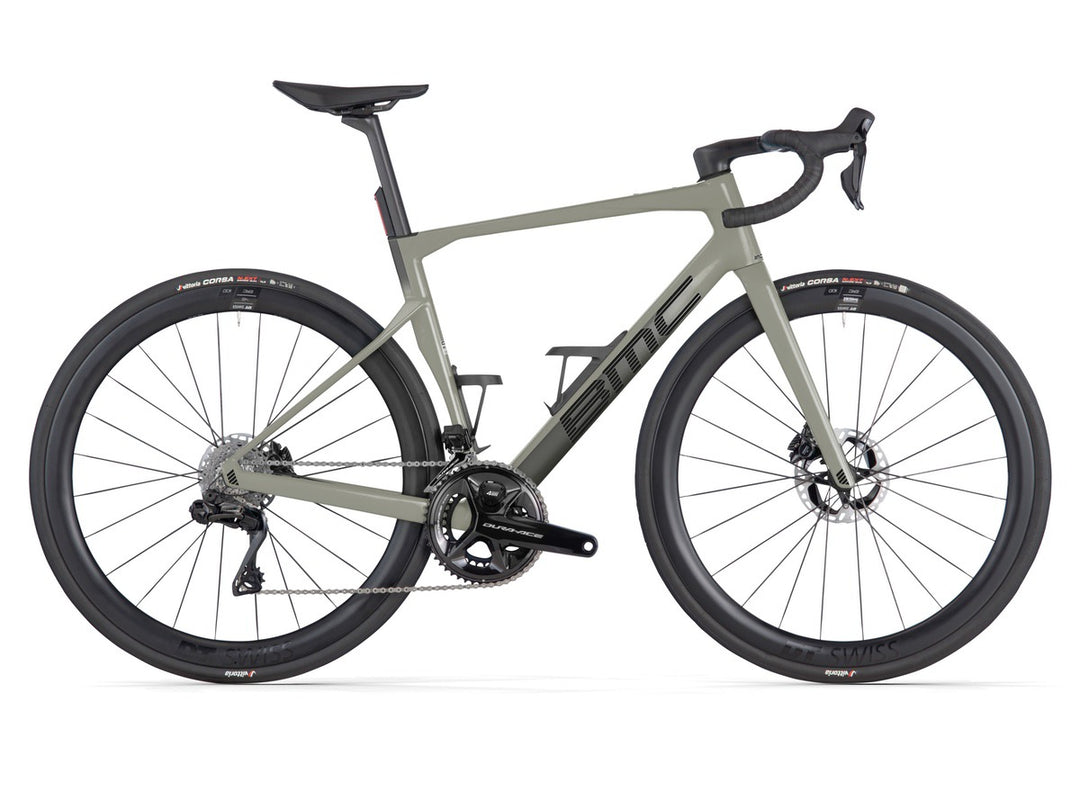 26 ROADMACHINE01 TWO - SAG BLK BLK