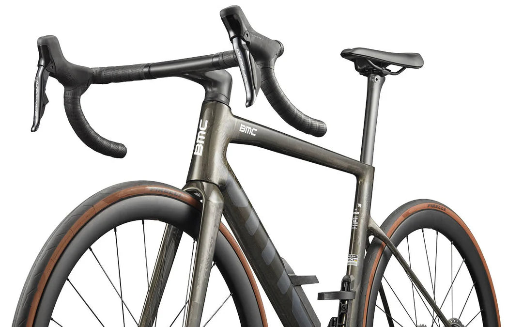 27 BMC TEAMMACHINE SLR 01 FOUR